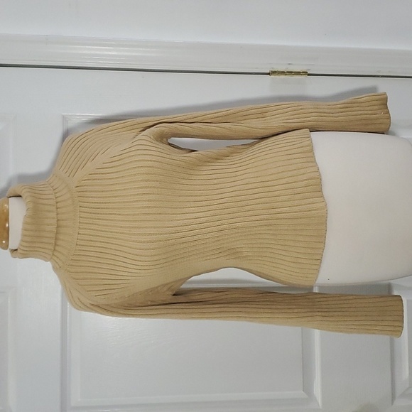Vintage 90s INC Ribbed Cream Color Turtleneck Sweater Size Large Made in Austria - Picture 1 of 8